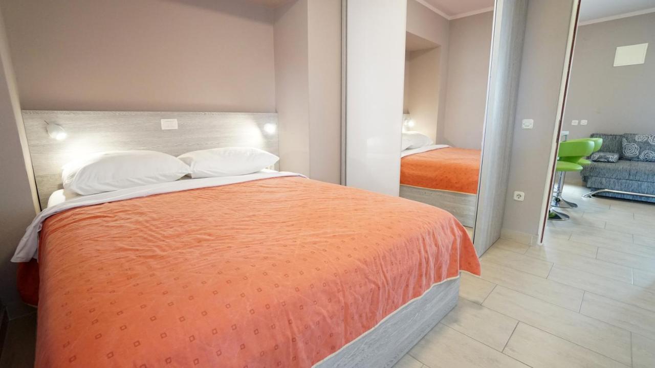 Apartments Paradiso Vir Εξωτερικό φωτογραφία